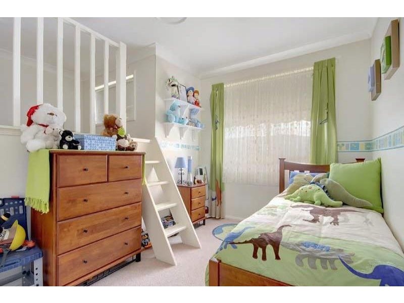 10 Dawes Ct, Horsley NSW 2530