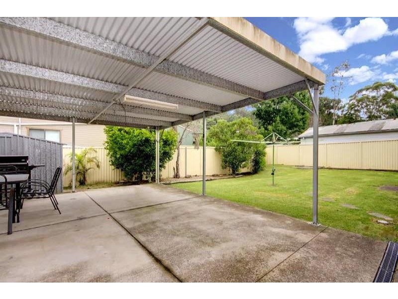 12 Rutledge Ave, Dapto NSW 2530