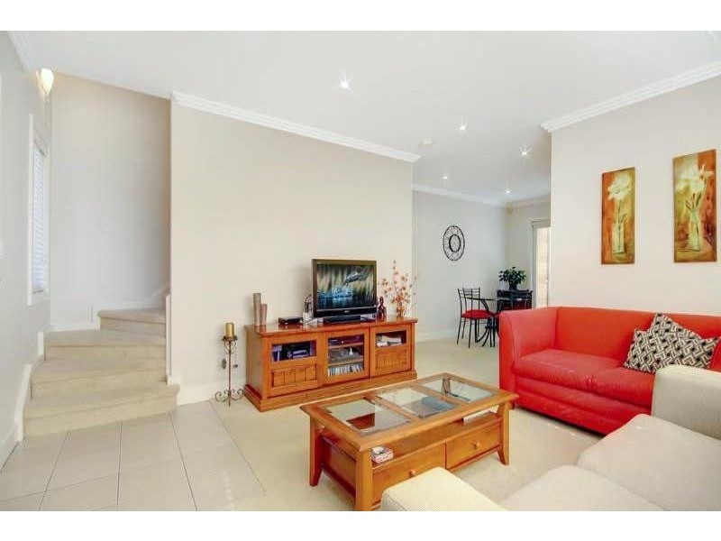 Unit 14/49 Cordeaux Rd, Figtree NSW 2525