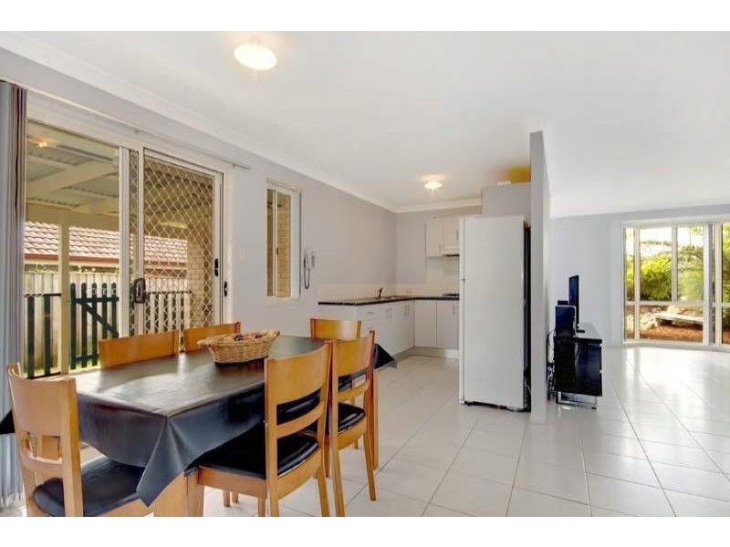22 Glenlee Dr, Horsley NSW 2530