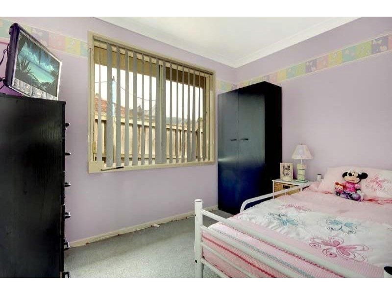 22 Glenlee Dr, Horsley NSW 2530