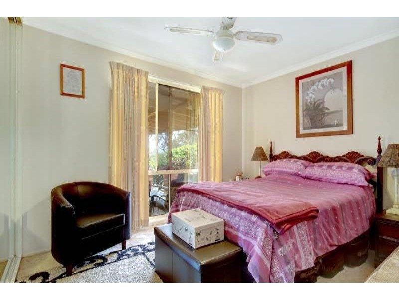 31 Malonga Pl, Koonawarra NSW 2530