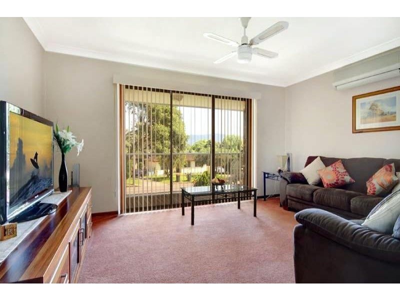 33 Compton St, Dapto NSW 2530