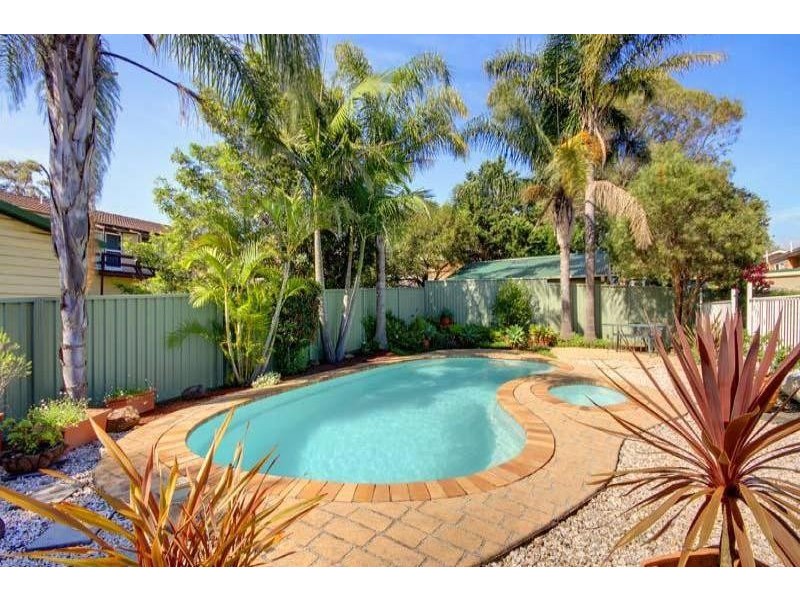 33 Compton St, Dapto NSW 2530