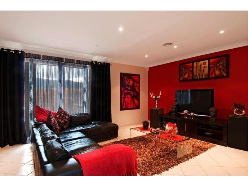 14 Kariewood Cct, Horsley NSW 2530