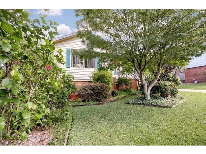 3 Galong Cres, Koonawarra NSW 2530