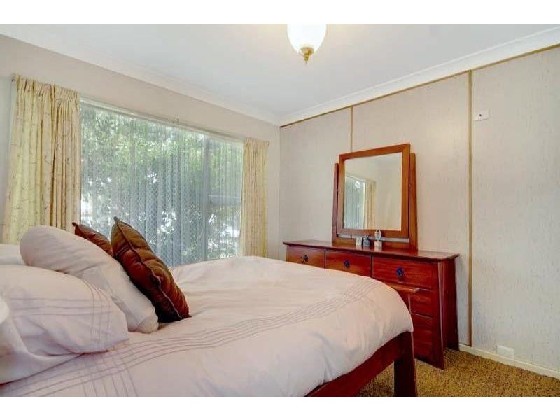 5 Brown Ave, Dapto NSW 2530