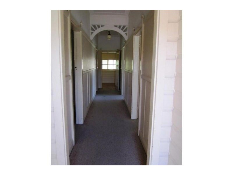 15 Princes Hwy, Dapto NSW 2530