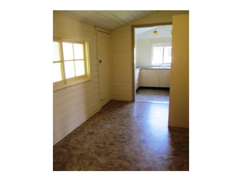 15 Princes Hwy, Dapto NSW 2530