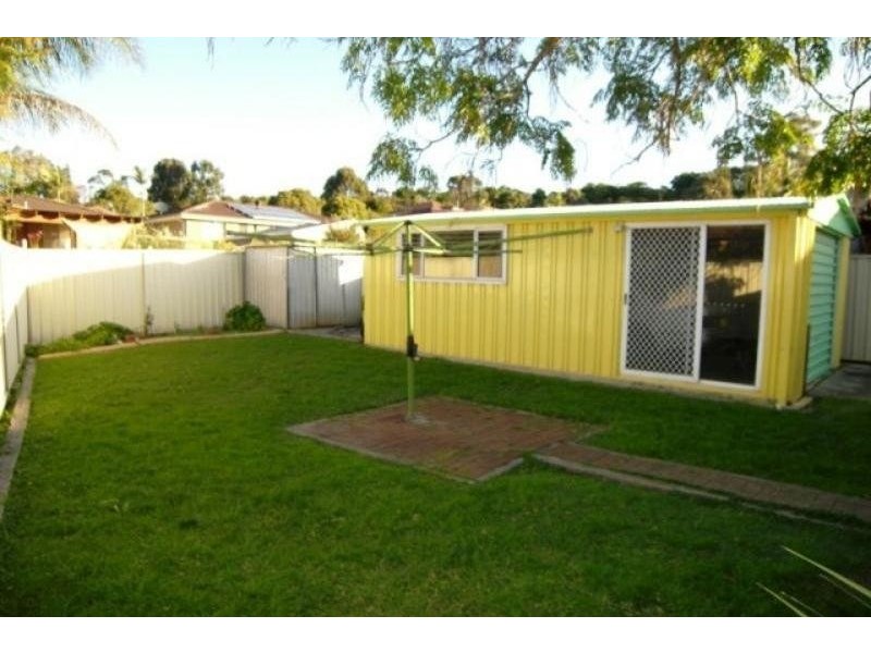 3 Rosewall Pl, Berkeley NSW 2506