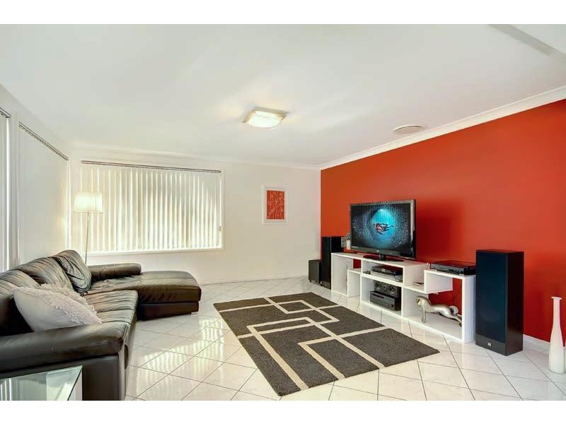 14 Shiraz Dr, Dapto NSW 2530