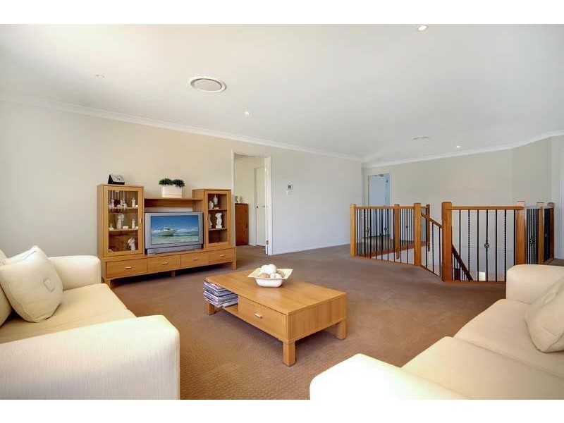 14 Shiraz Dr, Dapto NSW 2530