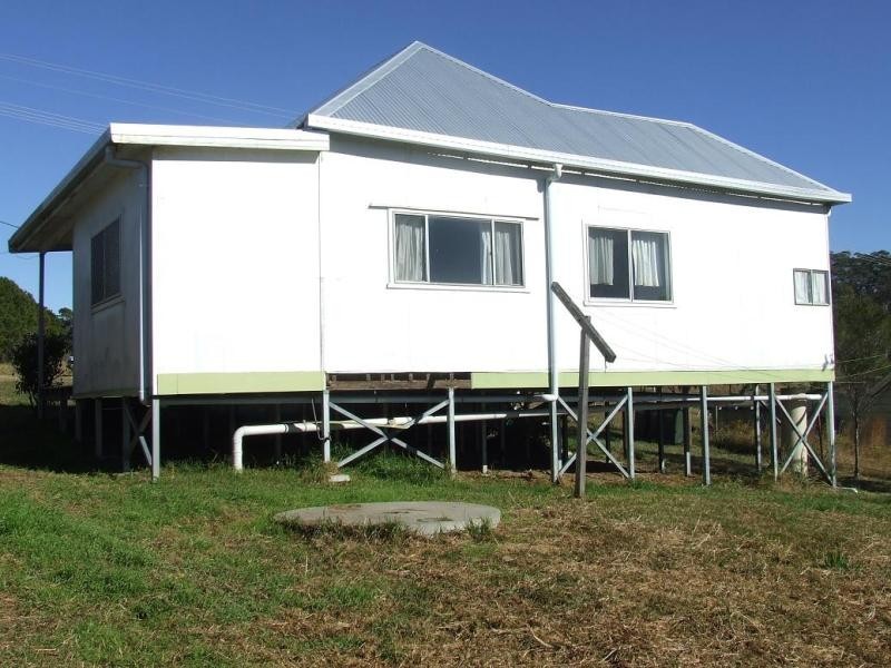 16 Lorne St, Lowanna NSW 2450