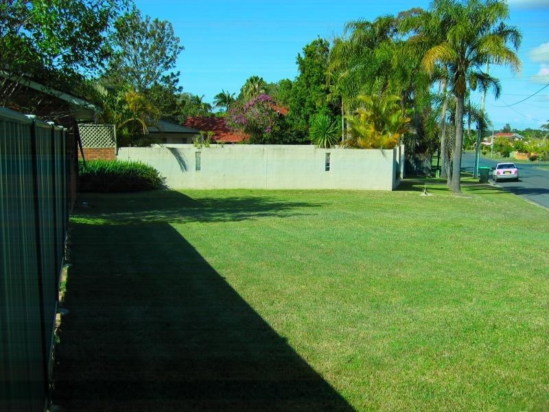 2/1 Reid  Dr, Coffs Harbour NSW 2450