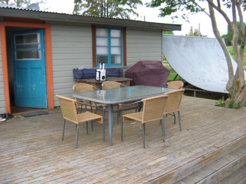 111 Pine Ave, Ulong NSW 2450