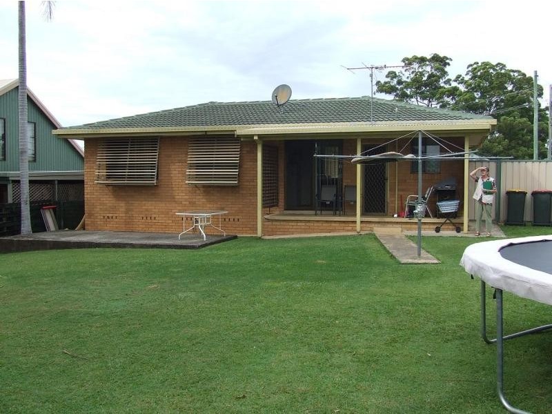 6 Belbowrie Rd, Toormina NSW 2452