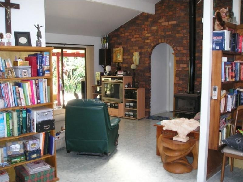 24 Jacaranda Dr, Upper Orara NSW 2450