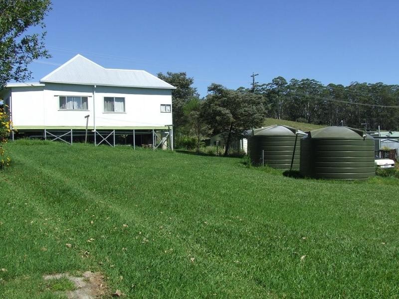 16 Lorne St, Lowanna NSW 2450