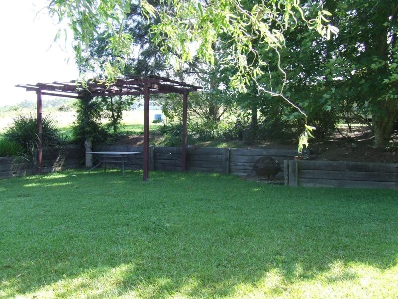 11 Lorne St, Lowanna NSW 2450