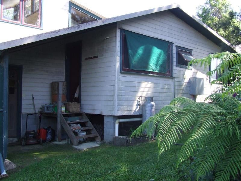 11 Lorne St, Lowanna NSW 2450