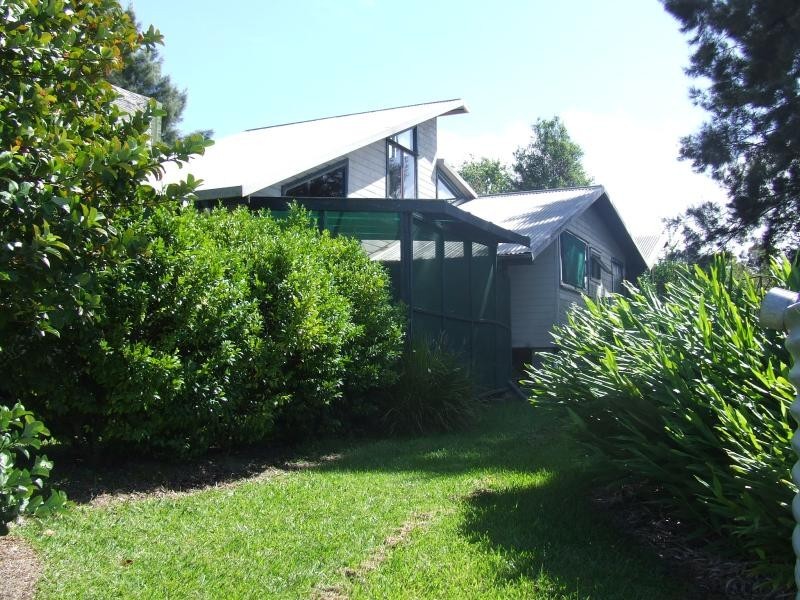 11 Lorne St, Lowanna NSW 2450