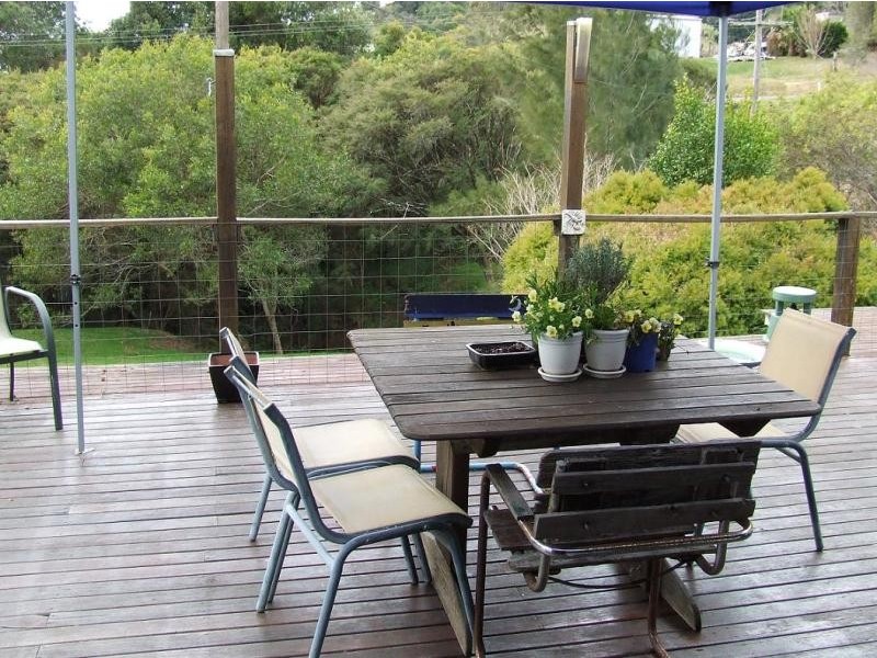 135a Pine Ave, Ulong NSW 2450