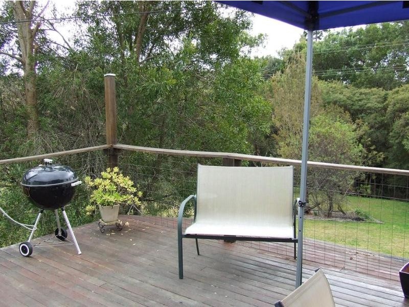 135a Pine Ave, Ulong NSW 2450