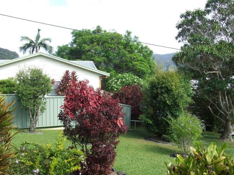 7 Gardiner Ave, Coffs Harbour NSW 2450