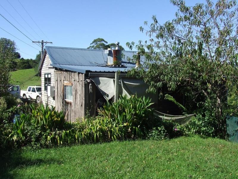 35 Pine  Ave, Ulong NSW 2450