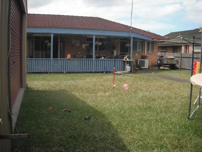 11 Eeley Cl, Coffs Harbour NSW 2450