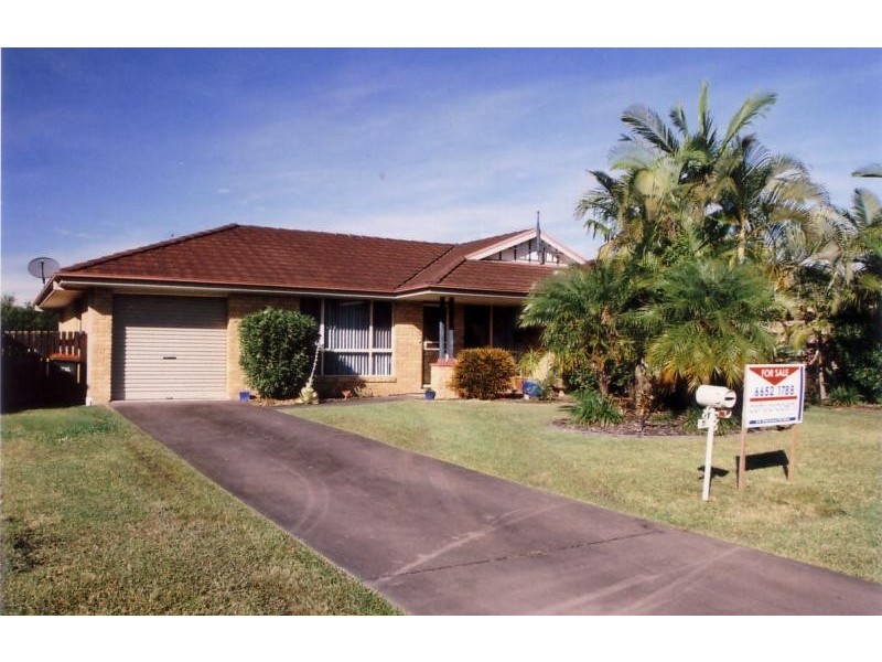 11 Eeley Cl, Coffs Harbour NSW 2450