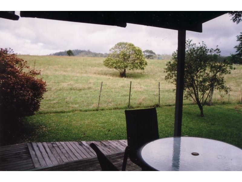 85 Pine Ave, Ulong NSW 2450