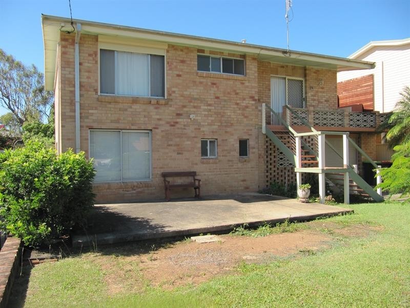 12 Ti-tree Rd, Sandy Beach NSW 2456