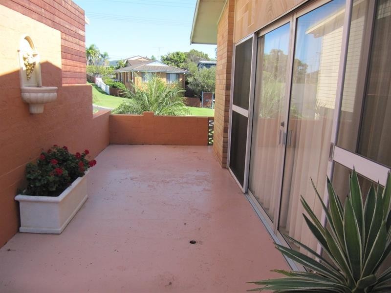 12 Ti-tree Rd, Sandy Beach NSW 2456