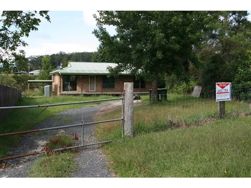 9 Lorne St, Lowanna NSW 2450