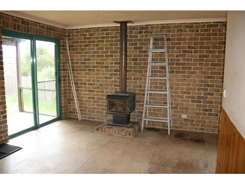 9 Lorne St, Lowanna NSW 2450