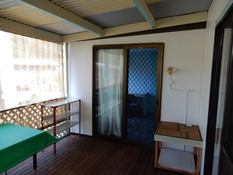 8 Hearnes Lake Rd, Woolgoolga NSW 2456