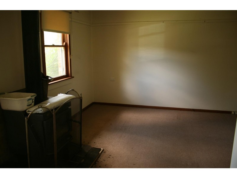 22 Hutchinson Street, Ulong NSW 2450