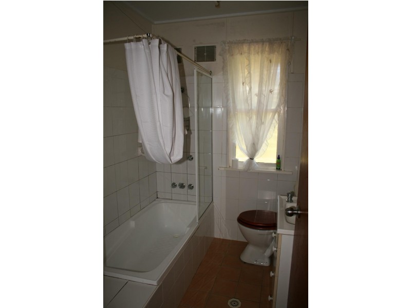 22 Hutchinson Street, Ulong NSW 2450