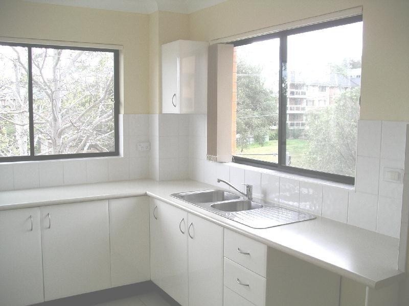 23/104-112 Glencoe St, Sutherland NSW 2232