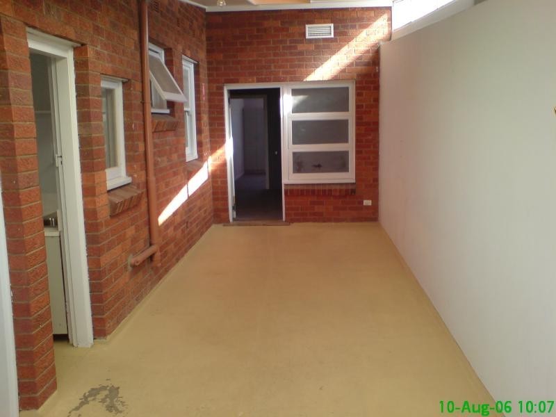 158A Oak Rd, Kirrawee NSW 2232