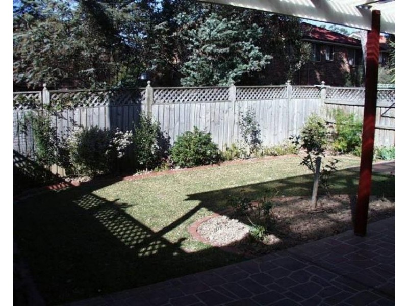 6B Allen Pl, Menai NSW 2234