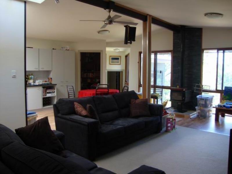 19 Bounty Ave, Kirrawee NSW 2232