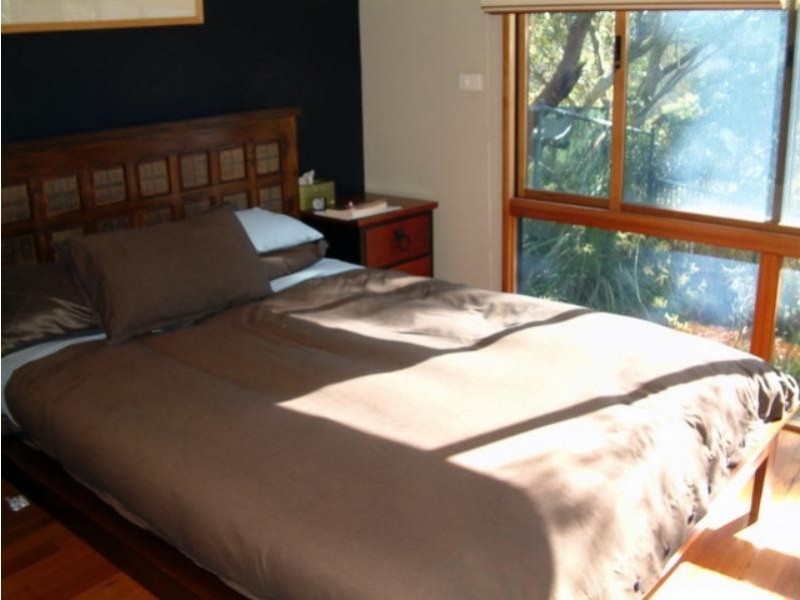 19 Bounty Ave, Kirrawee NSW 2232