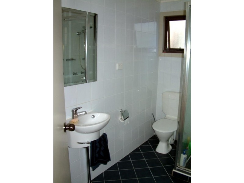 19 Bounty Ave, Kirrawee NSW 2232