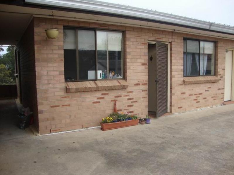 4/165 Oak Rd, Kirrawee NSW 2232