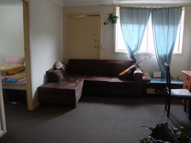 4/165 Oak Rd, Kirrawee NSW 2232