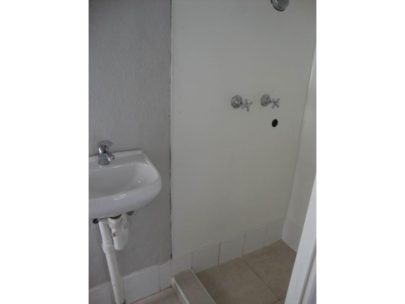 2/225 Prince Edward Park Dr, Woronora NSW 2232