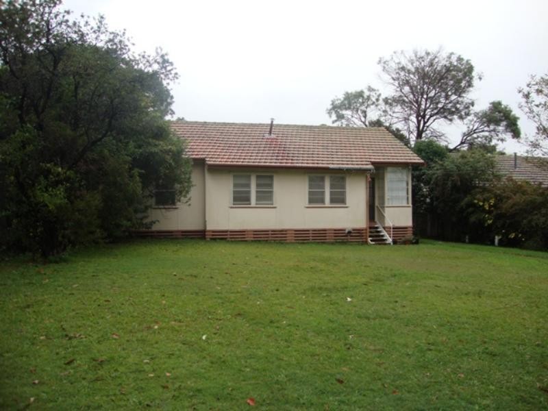 23 Kenneth Ave, Kirrawee NSW 2232