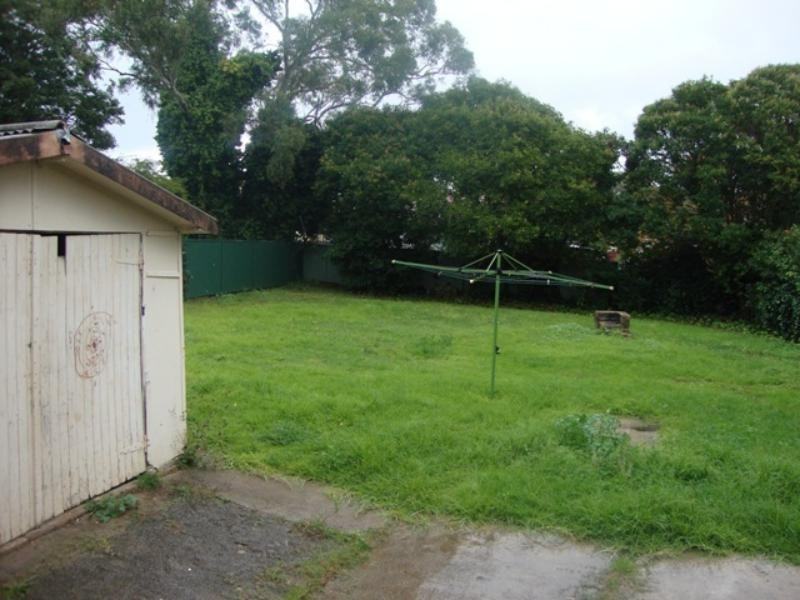 23 Kenneth Ave, Kirrawee NSW 2232